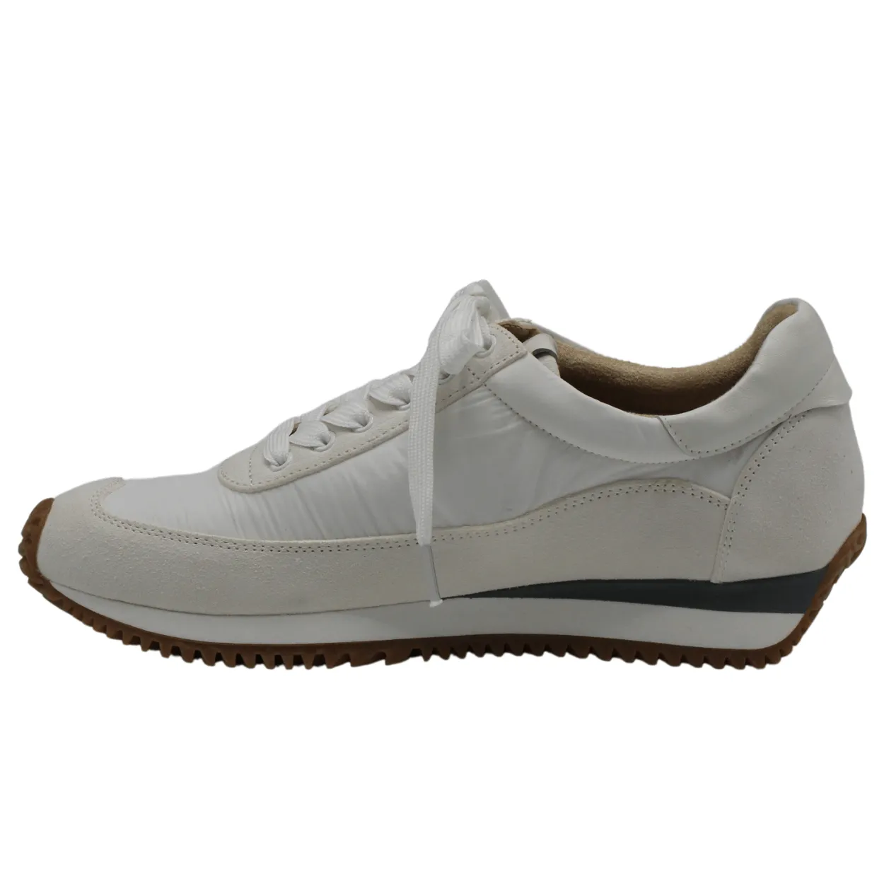 Priori Queen Sneaker
